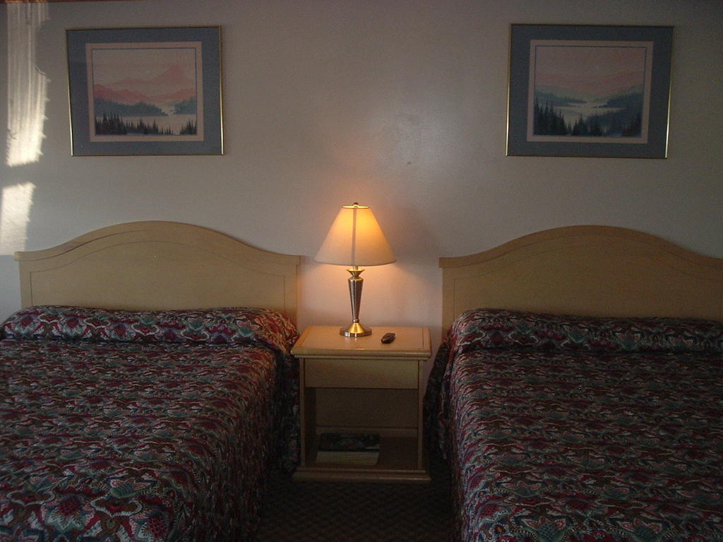 Fels Three Crown Motel Clarence Exteriér fotografie